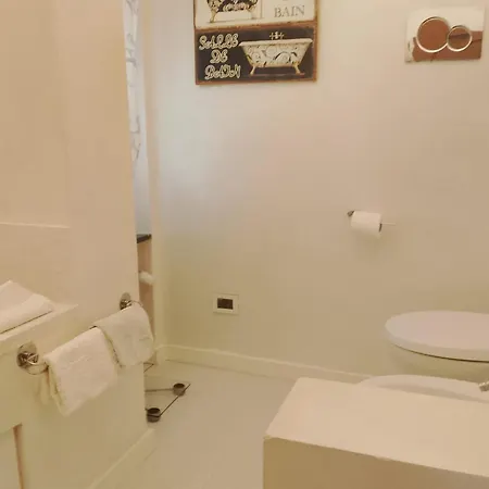 A Due Passi Dal Mare *